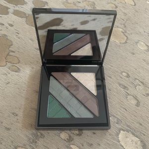 Burberry Sage Green Eyeshadow Palette